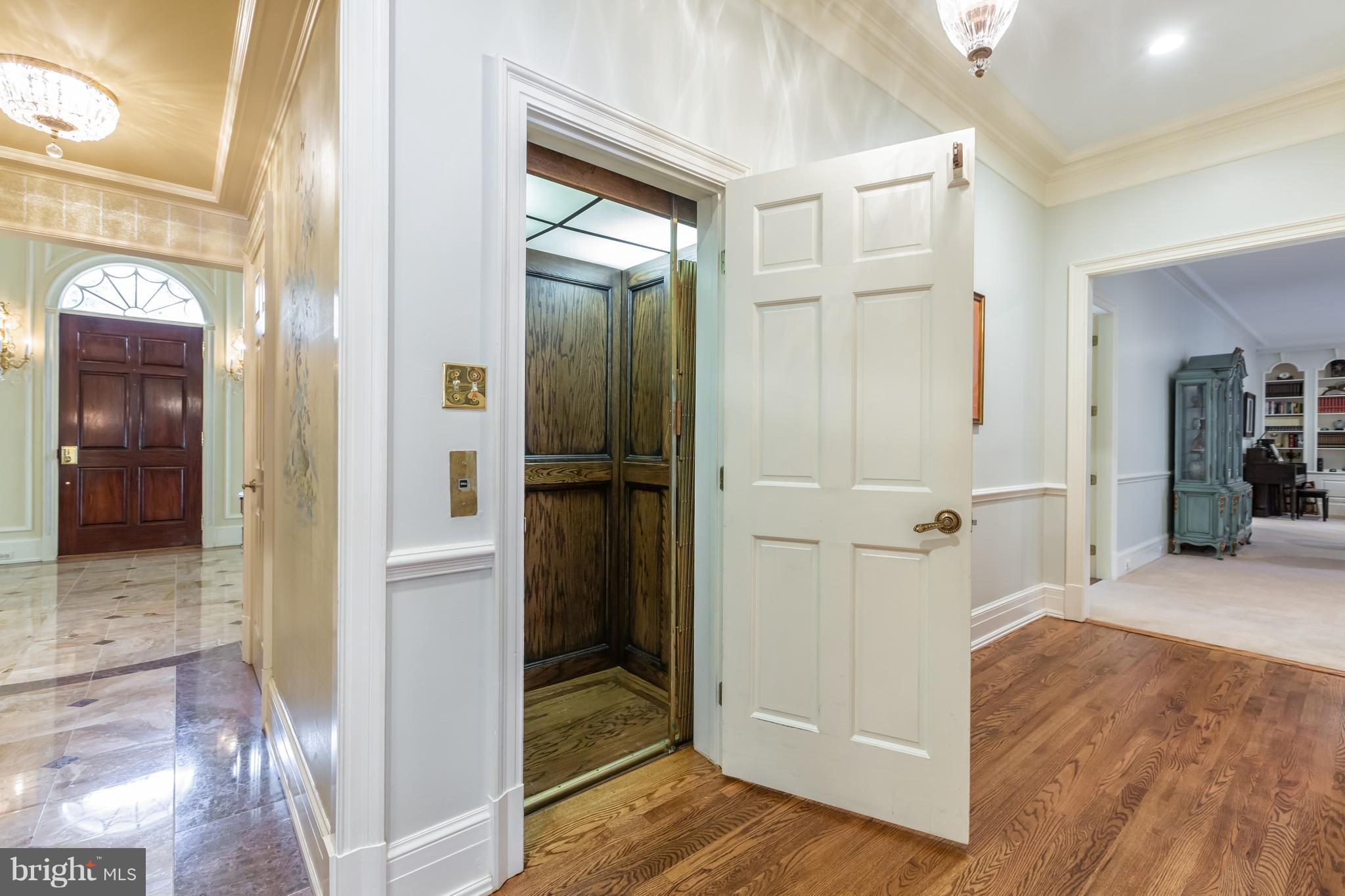 1207 Windrock Drive McLean, VA 22102 - Photo 22 of 44