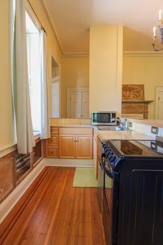 $1,800 | 313 Meeting Street, Unit 25, Charleston, SC 29401