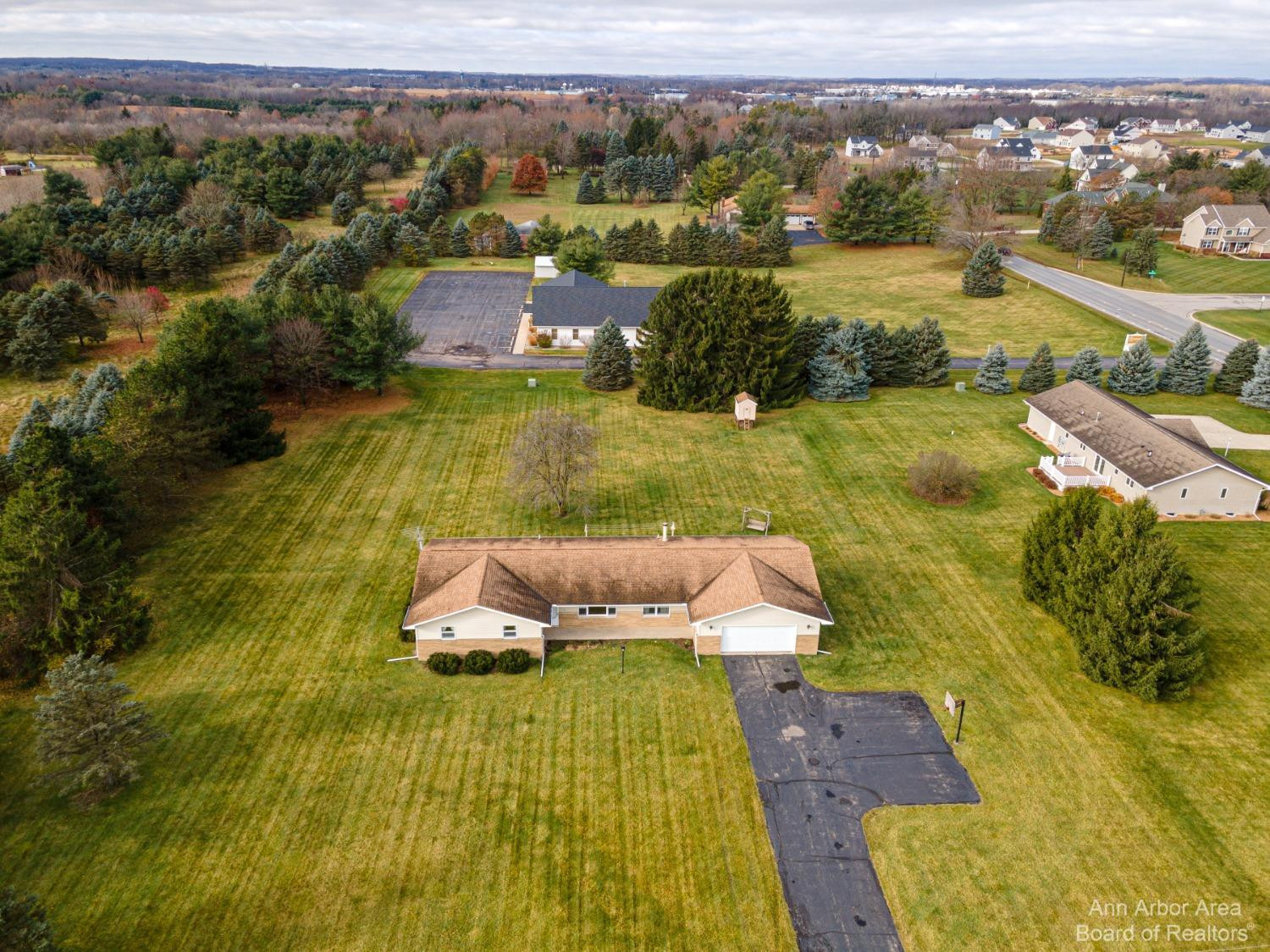 8060 Moon Road Saline, MI 48176 - Photo 34 of 38 Photo 34