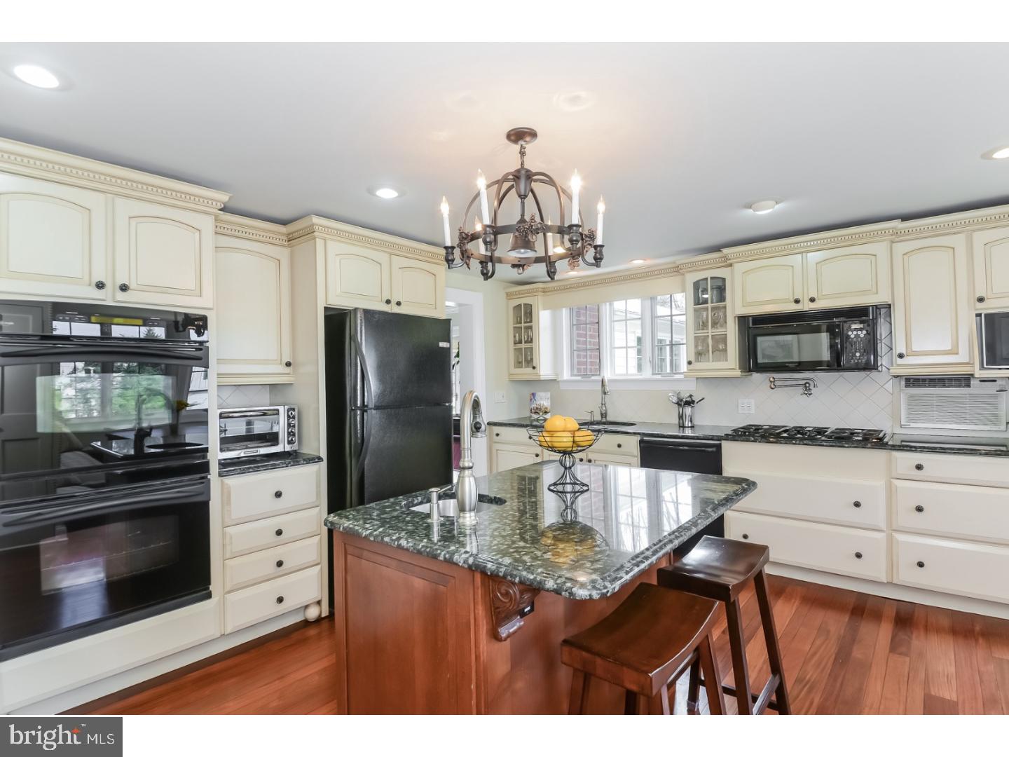 2607 Pennington Road Pennington, NJ 08534 - Photo 7 of 25