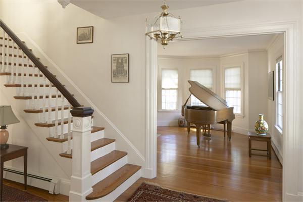 45 Grenville Road Watertown, MA 02472 - Photo 3 of 10