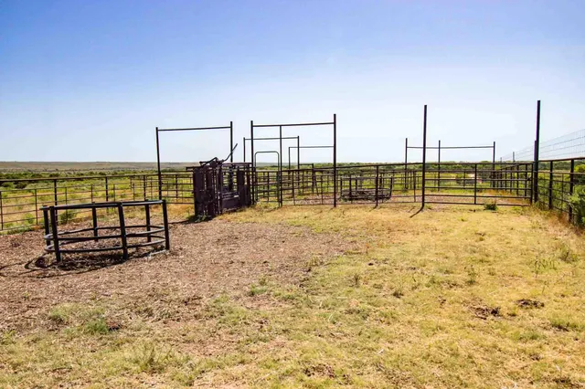 $2,652,510 | Crush Ranch, Clarendon, TX 79226