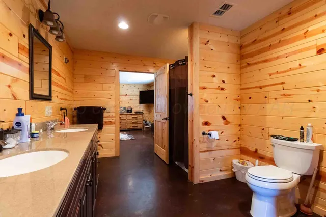 a view of a field with an outdoor space