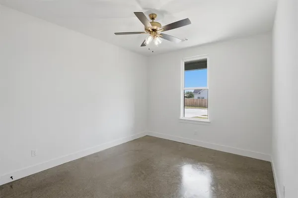 $369,000 | 948 Huckleberry Lane, Tolar, TX 76476