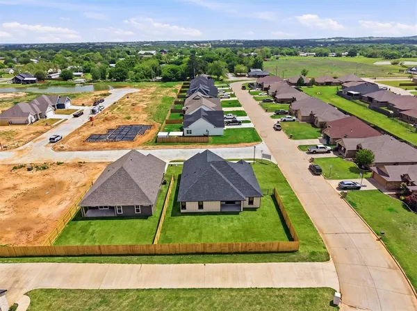 $369,000 | 948 Huckleberry Lane, Tolar, TX 76476