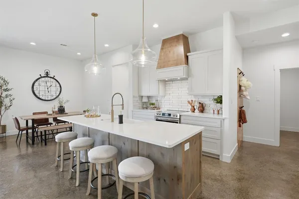 $369,000 | 948 Huckleberry Lane, Tolar, TX 76476