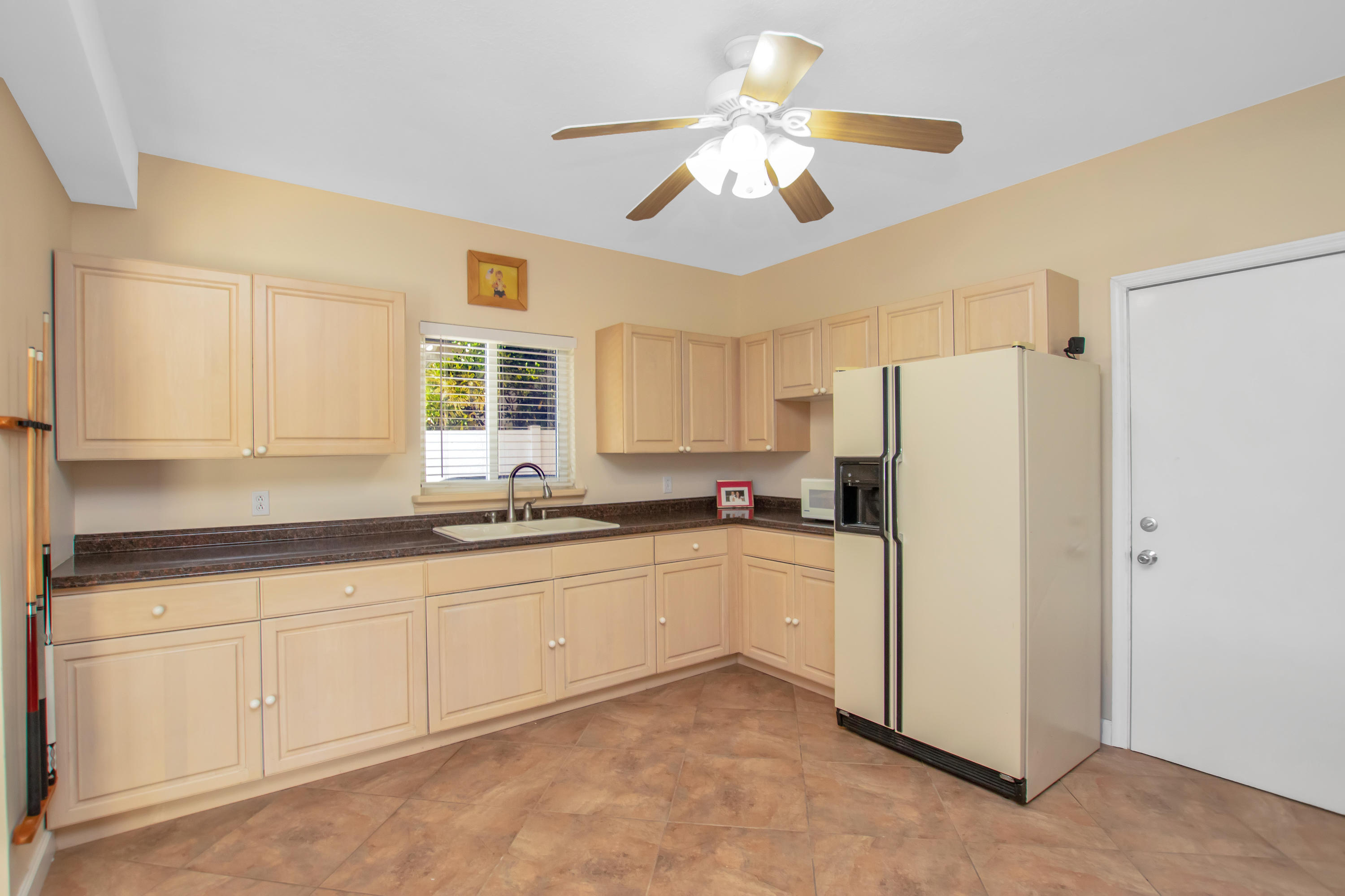 1214 Mockingbird Road Key Largo, FL 33037 - Photo 54 of 68 Ground level service area