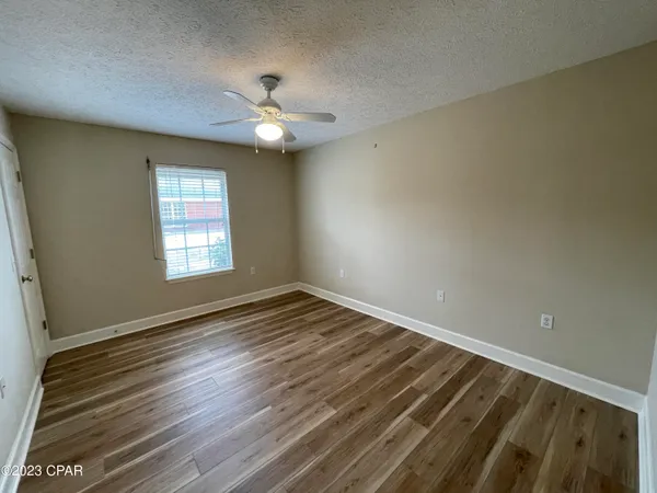 $2,300 | 114 Lakeridge Drive, Panama City, FL 32405