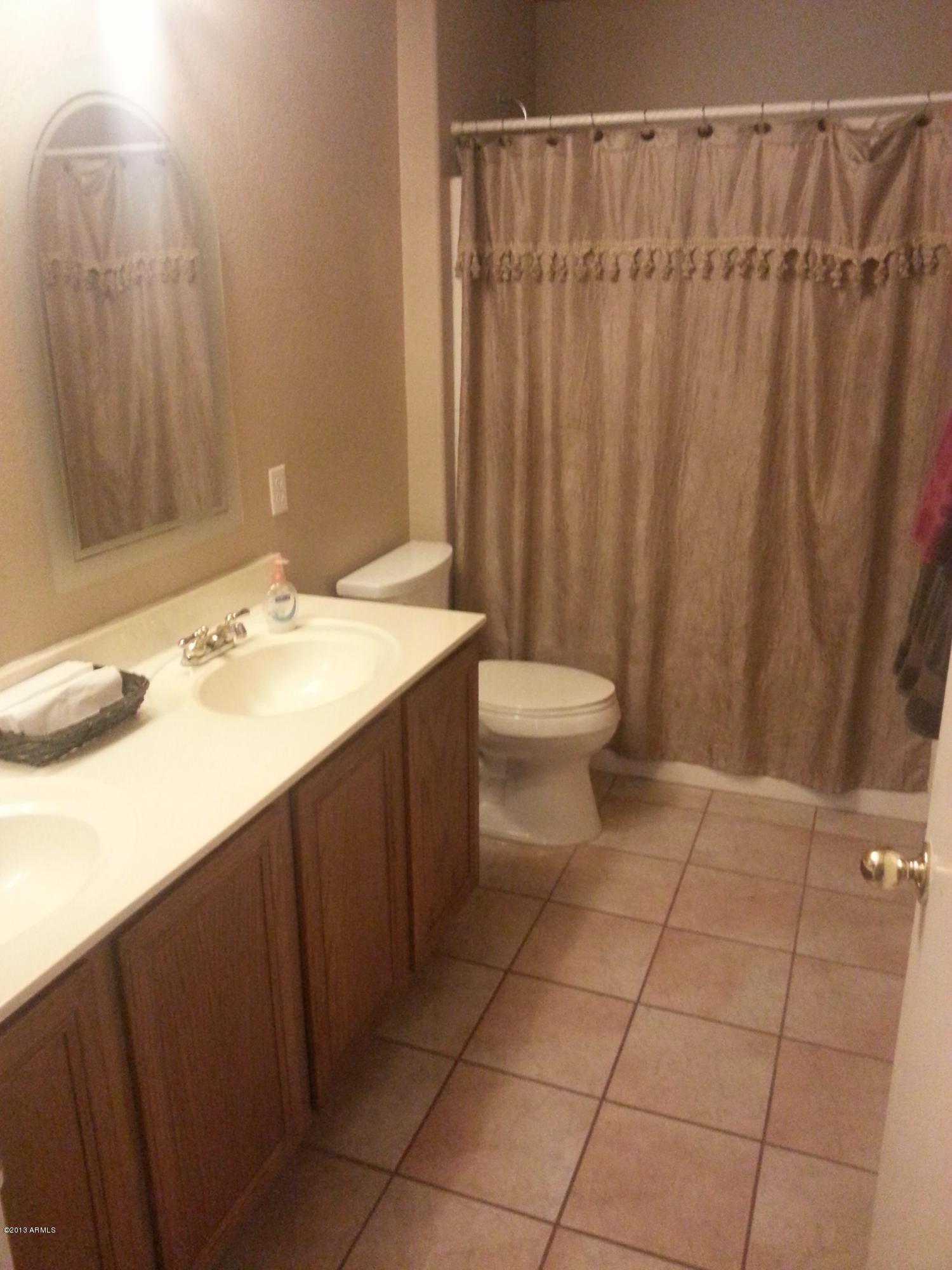 1703 East Redfield Road Gilbert, AZ 85234 - Photo 24 of 31 Guest Bathroom2