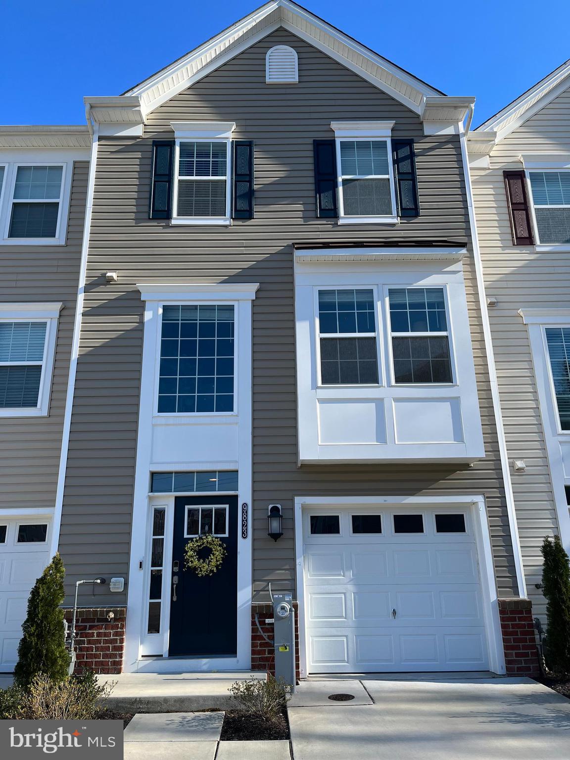 9823 Ravenhurst Road Middle River, MD 21220 - Photo 2 of 30 Gallery Image 2