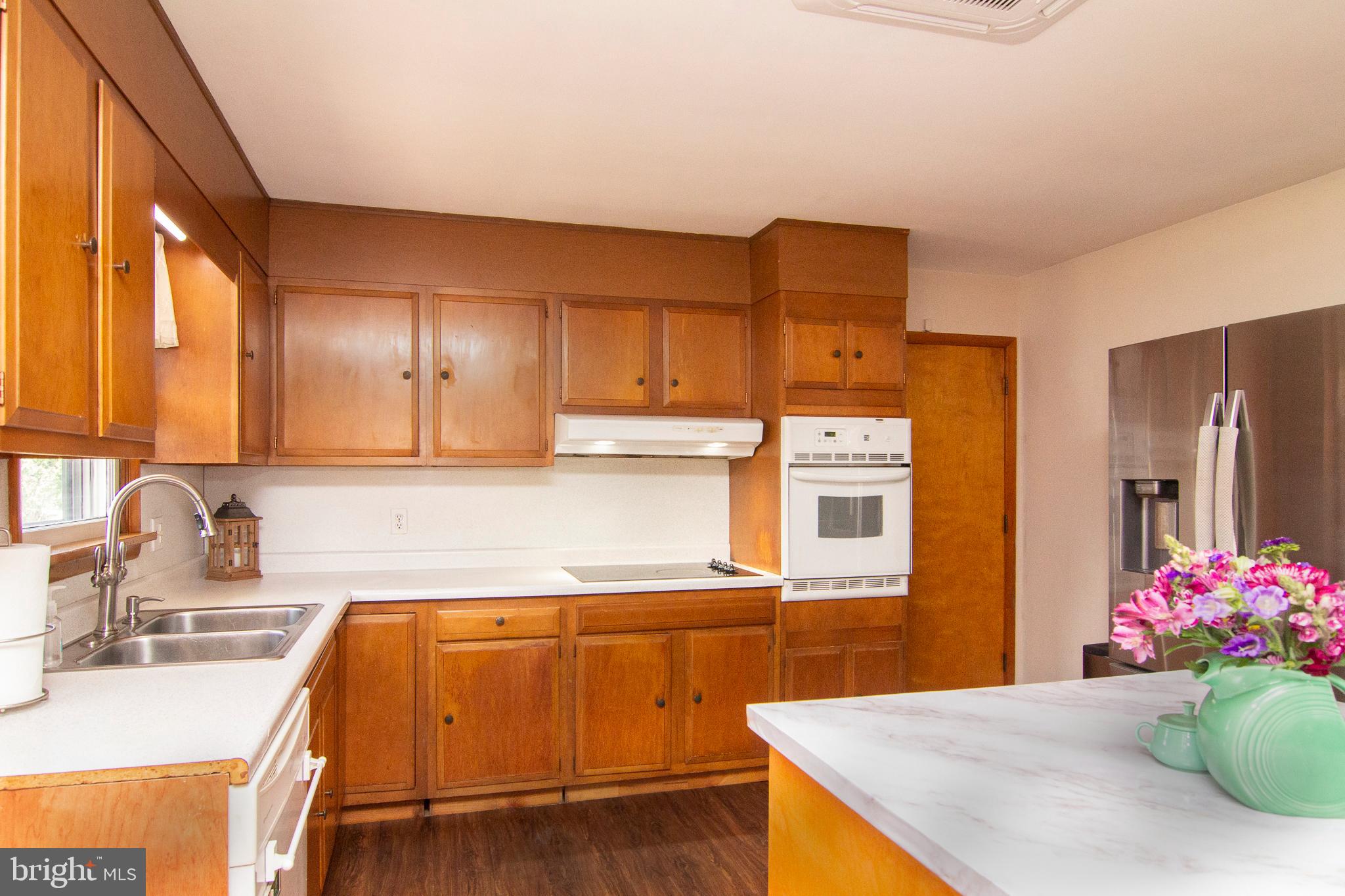 3283 Charmil Drive Manchester, MD 21102 - Photo 13 of 28 Kitchen
