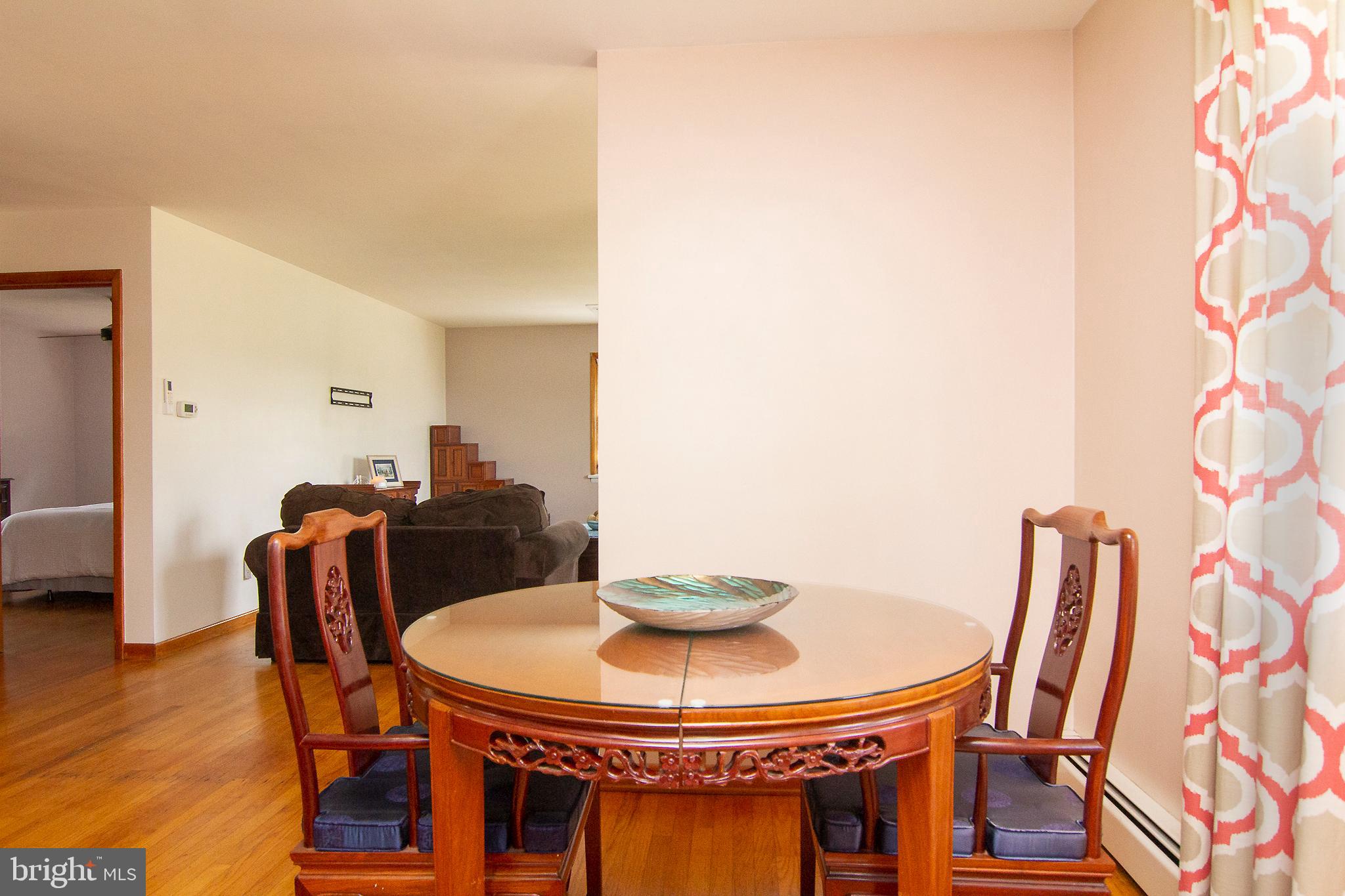 3283 Charmil Drive Manchester, MD 21102 - Photo 10 of 28 Dinette