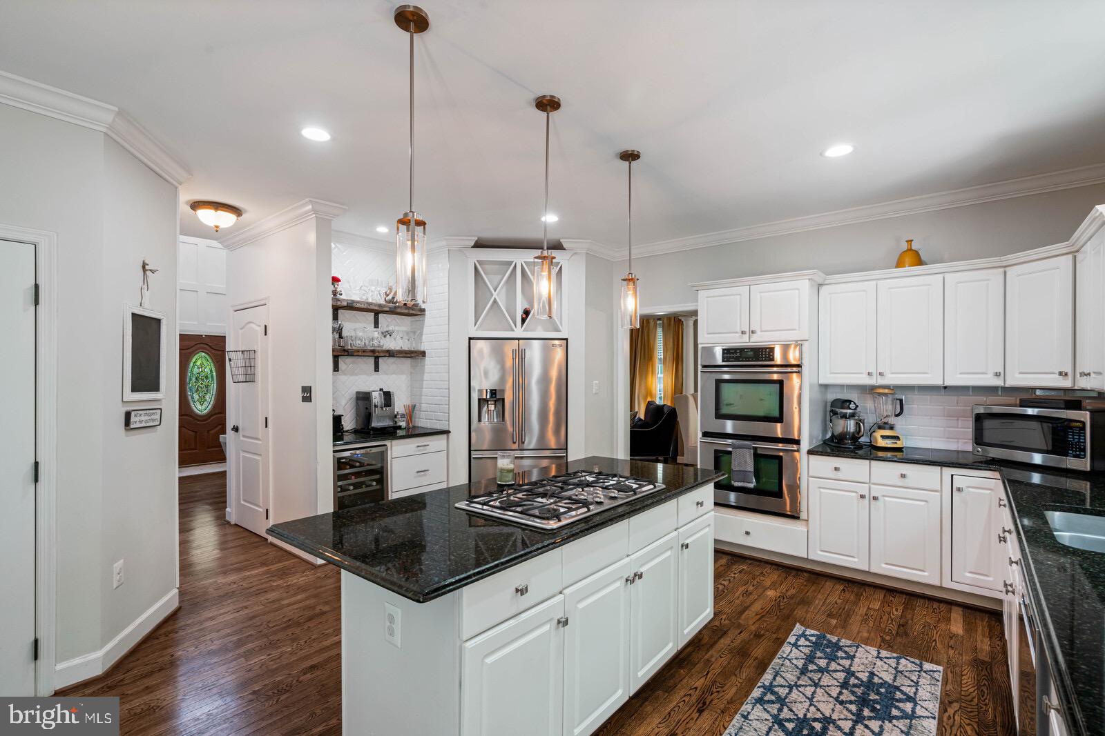 6481 Running Brook Road Manassas, VA 20112 - Photo 20 of 55
