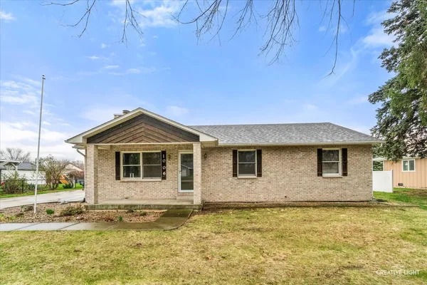 $309,900 | 1006 Nancy Road, Lake Holiday, IL 60548