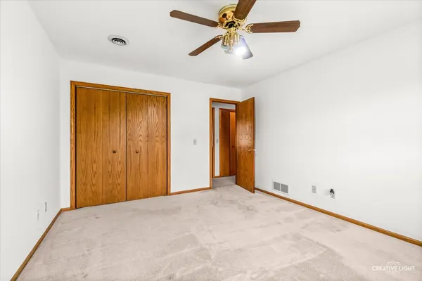 $299,900 | 1006 Nancy Road, Lake Holiday, IL 60548