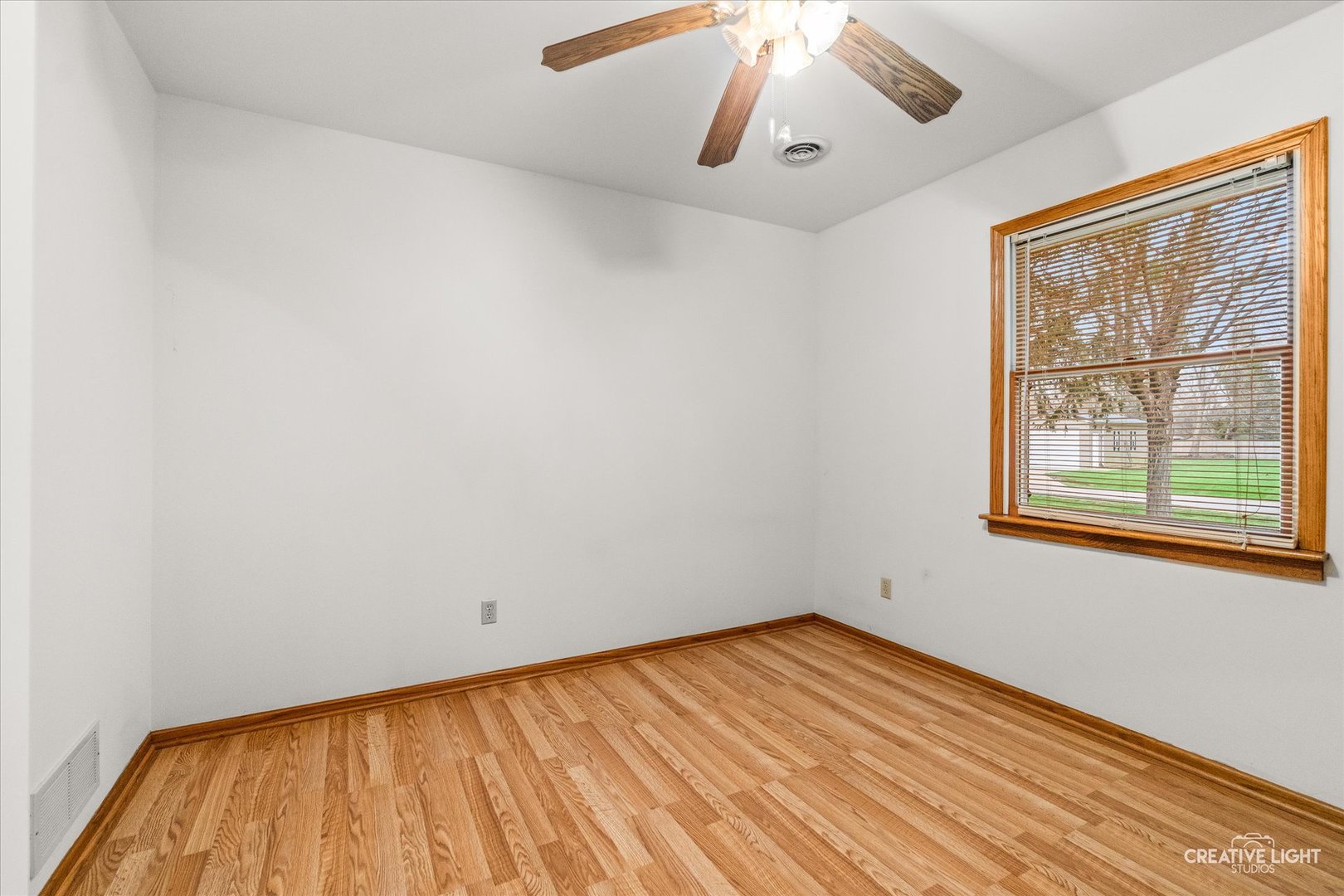 1006 Nancy Road Lake Holiday, IL 60548 - Photo 9 of 21