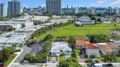 a picture of houses with outdoor space and swimming pool