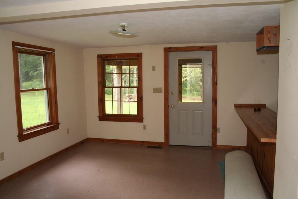 25-44 June Berry Lane Unity, ME 04988 - Photo 21 of 32 Living Room 40 Juneberry