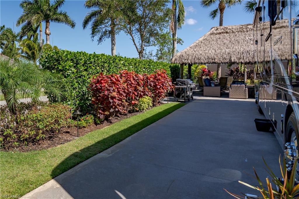 13627 Snook Circle Naples, FL 34114 - Photo 12 of 32