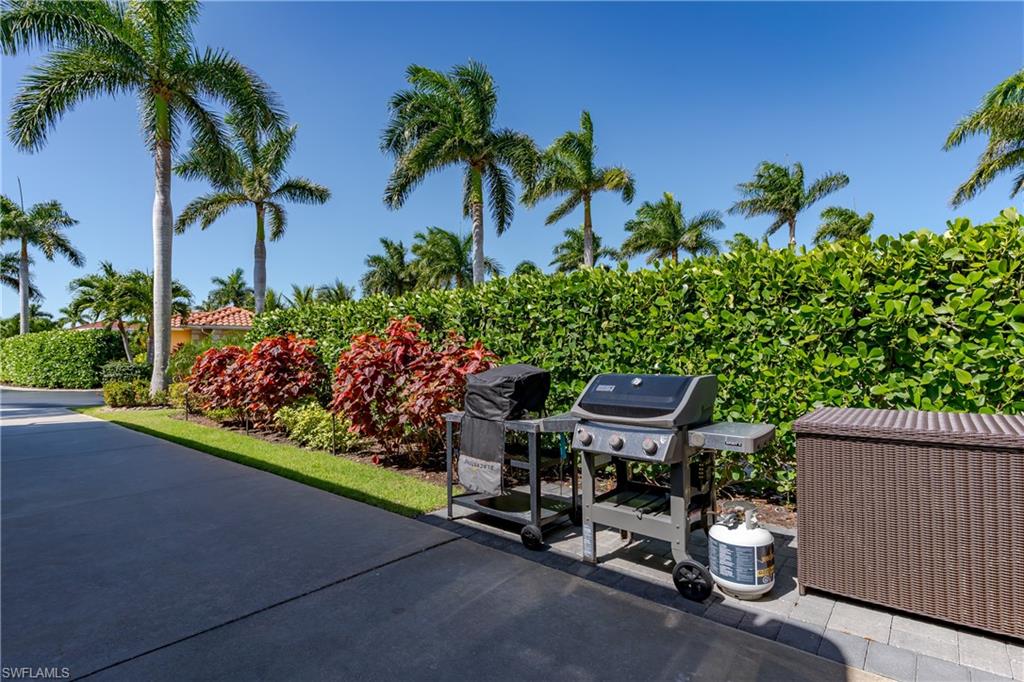 13627 Snook Circle Naples, FL 34114 - Photo 15 of 32