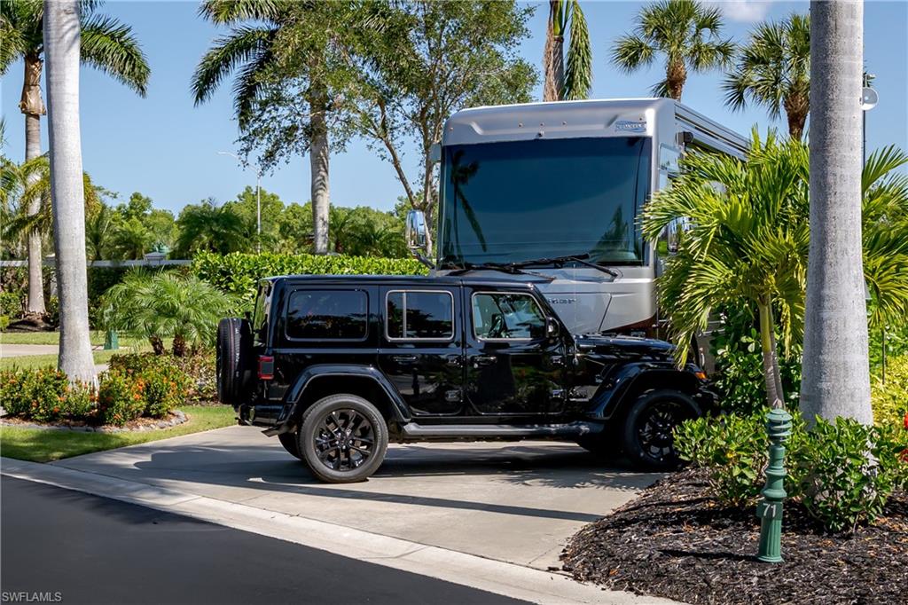 13627 Snook Circle Naples, FL 34114 - Photo 24 of 32