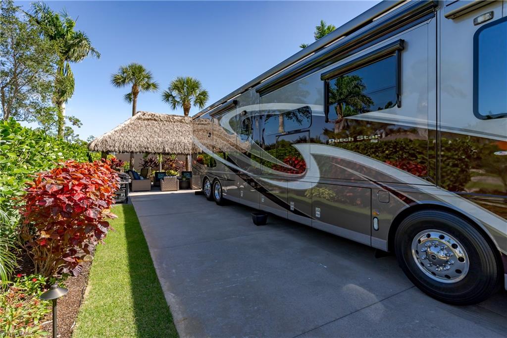 13627 Snook Circle Naples, FL 34114 - Photo 10 of 32