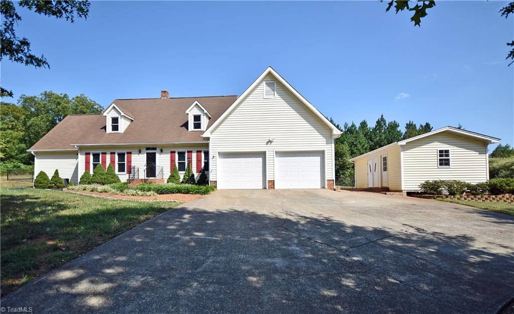 5231 Davis Road Walkertown, NC 27051 - Photo 1 of 30 Gallery Image 1