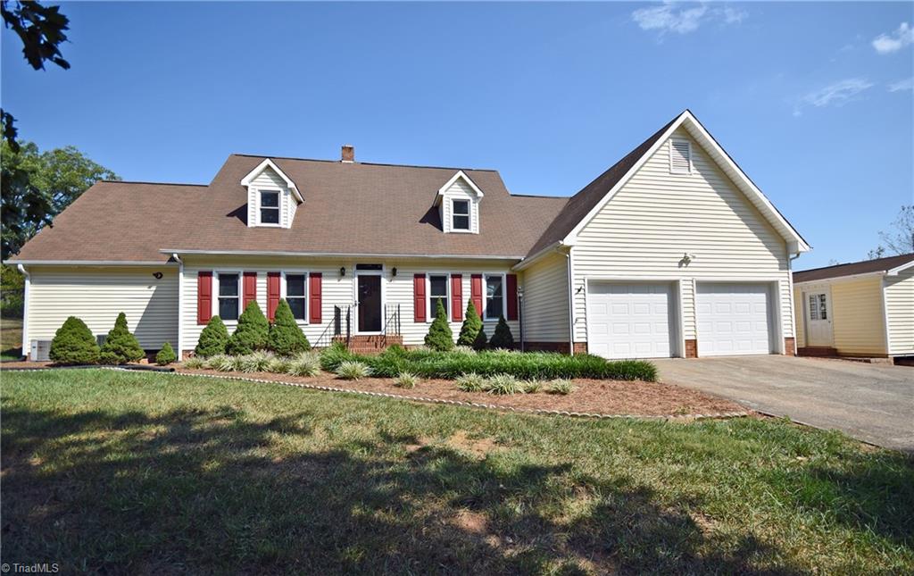 5231 Davis Road Walkertown, NC 27051 - Photo 2 of 30 Gallery Image 2