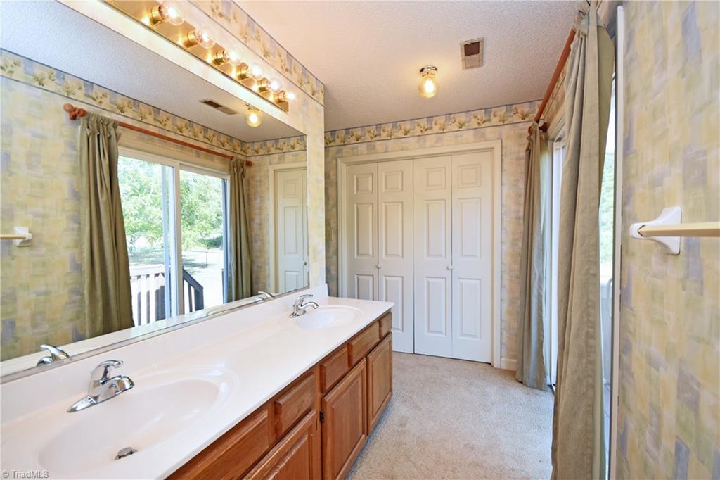 5231 Davis Road Walkertown, NC 27051 - Photo 19 of 30 Gallery Image 19