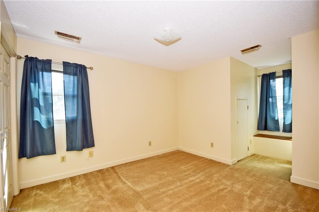 5231 Davis Road Walkertown, NC 27051 - Photo 21 of 30 Gallery Image 21