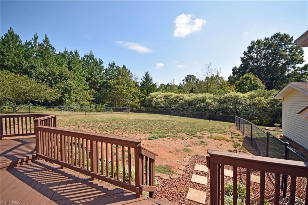 5231 Davis Road Walkertown, NC 27051 - Photo 27 of 30 Gallery Image 27