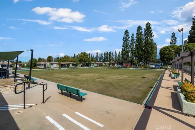 a view of a tennis court