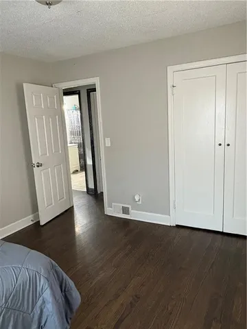 $140,000 | 230 South Huttig Avenue, Independence, MO 64053