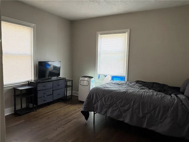 $140,000 | 230 South Huttig Avenue, Independence, MO 64053