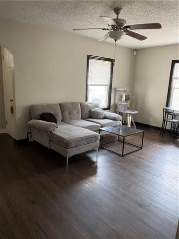 $140,000 | 230 South Huttig Avenue, Independence, MO 64053