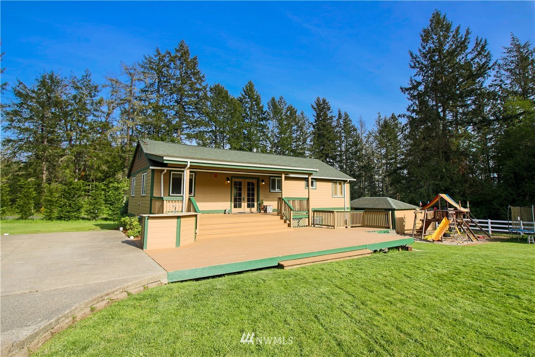 7849 Johnson Point Road Northeast Olympia, WA 98516 - Photo 4 of 25 Gallery Image 4