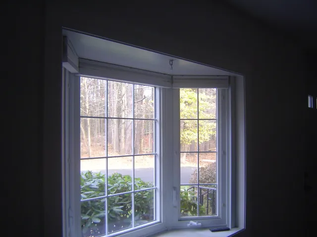 $2,600 | 63 Derryfield Court, Manchester, NH 03104