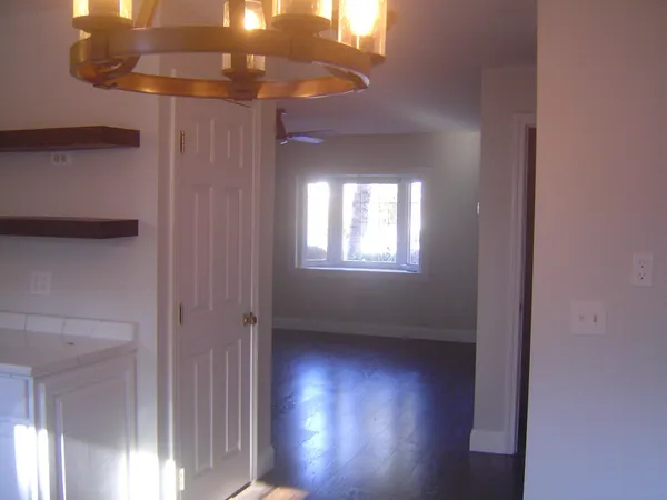 $2,600 | 63 Derryfield Court, Manchester, NH 03104