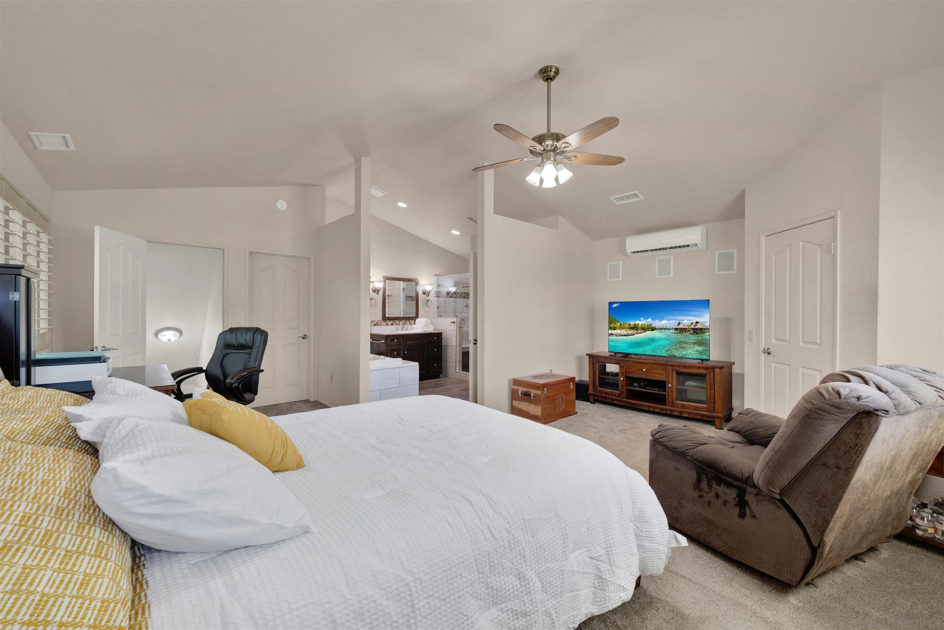 9127 Northcote Road Santee, CA 92071 - Photo 12 of 16