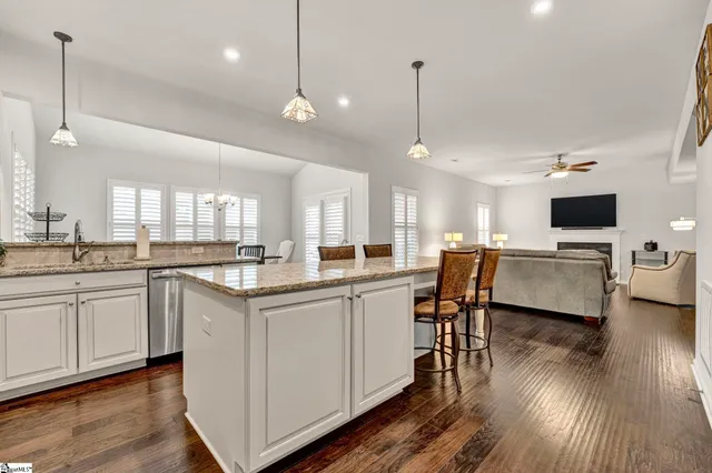 $400,000 | 143 Fawn Hill Drive, Simpsonville, SC 29681