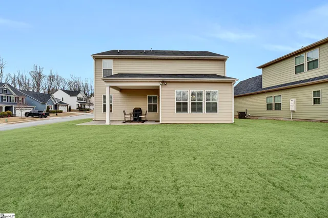 $400,000 | 143 Fawn Hill Drive, Simpsonville, SC 29681