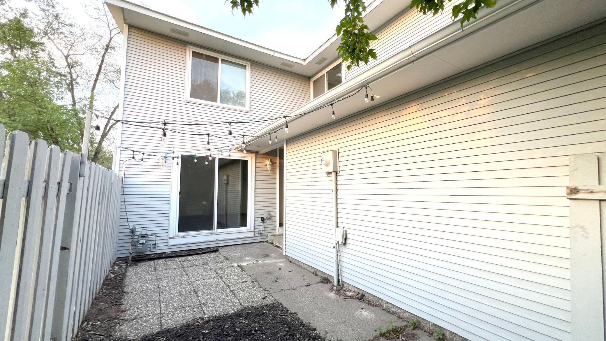 7694 Dunmore Road Woodbury, MN 55125 - Photo 20 of 24