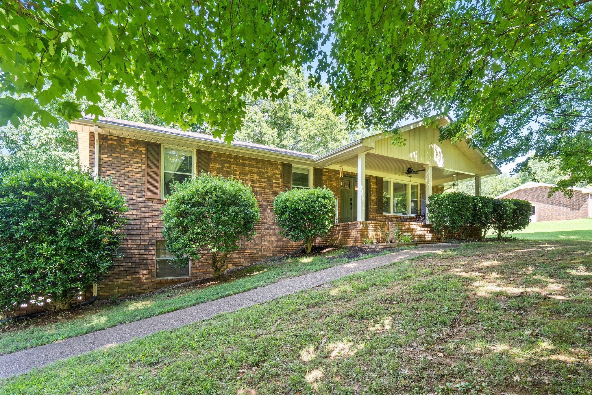 1688 Bend Road Clarksville, TN 37040 - Photo 1 of 35 Gallery Image 1