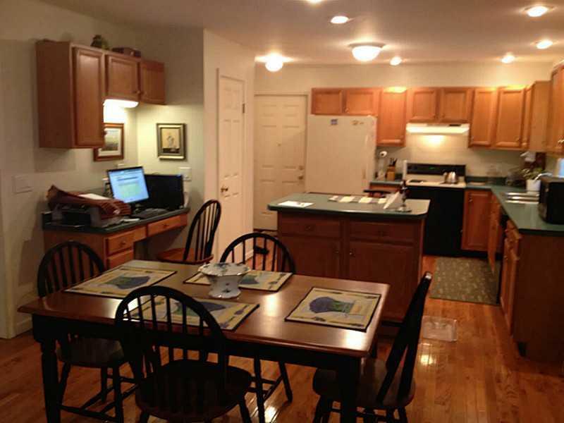 11 North Village Road York, ME 03902 - Photo 22 of 34 Kitchen.