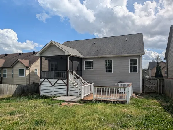 $2,600 | 613 Snowshoe Lane, Clarksville, TN 37040