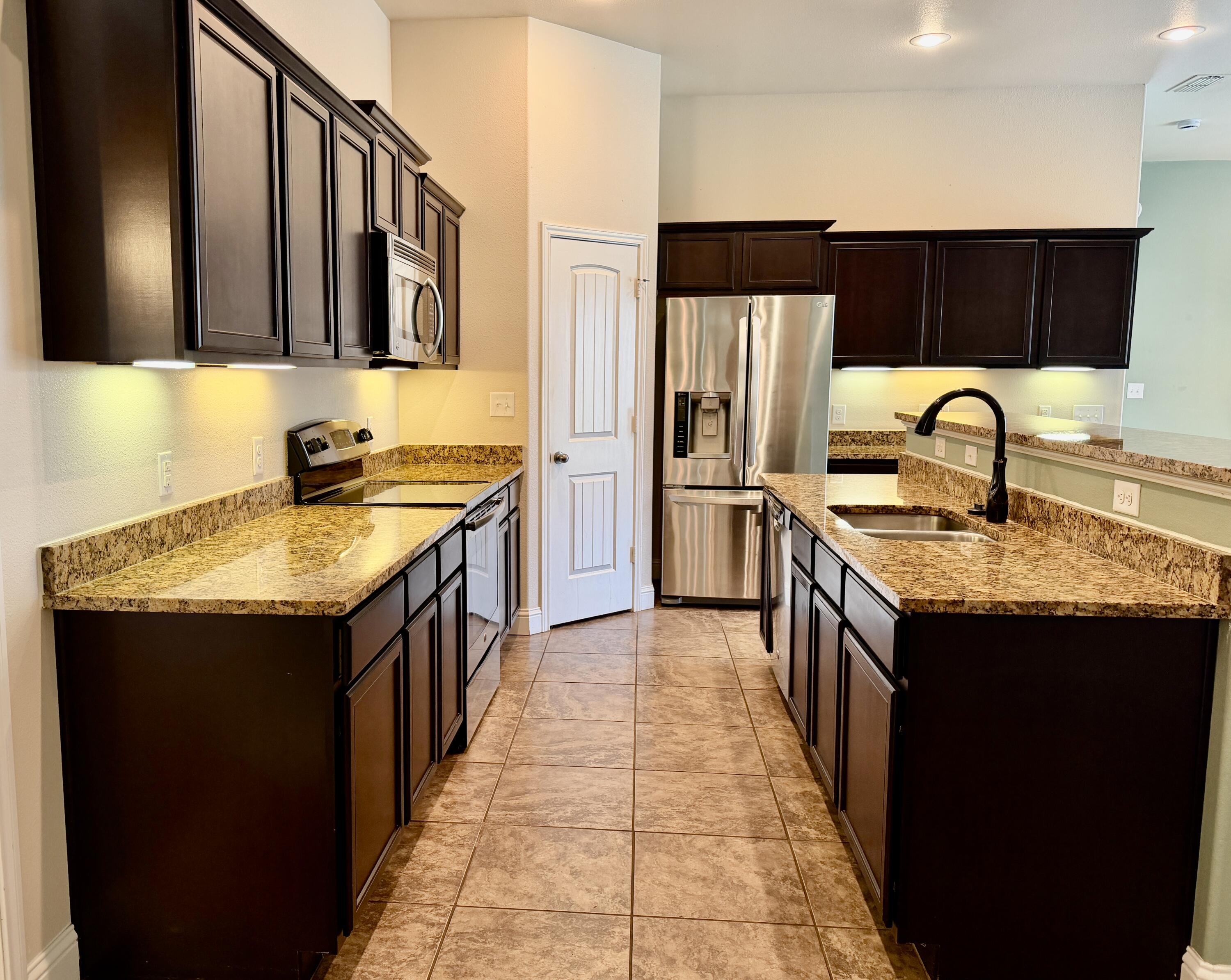 3110 128th Street Lubbock, TX 79423 - Photo 10 of 39 A357DB1A-E728-4891-B0E0-F41755D06729_1_2