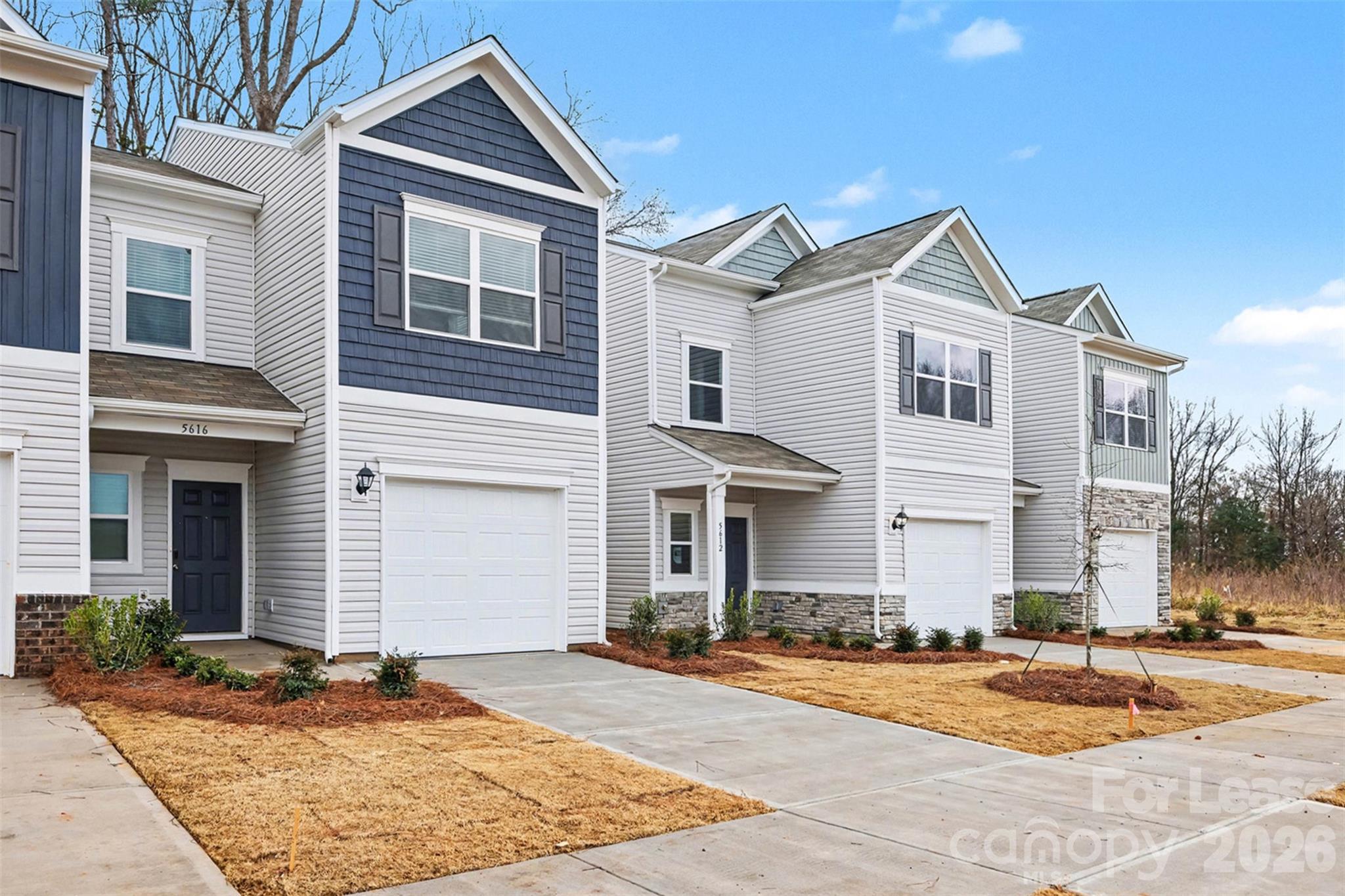 5616 Ringneck Road Charlotte, NC 28216 - Photo 2 of 21