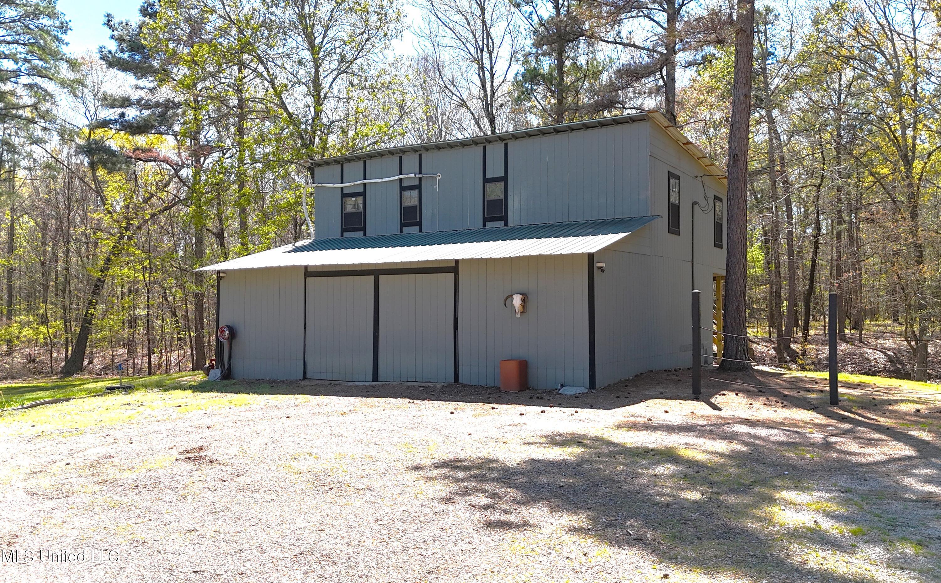 429 Allen Corner Road Lamar, MS 38642 - Photo 1 of 33 DJI_20240404142852_0205_D