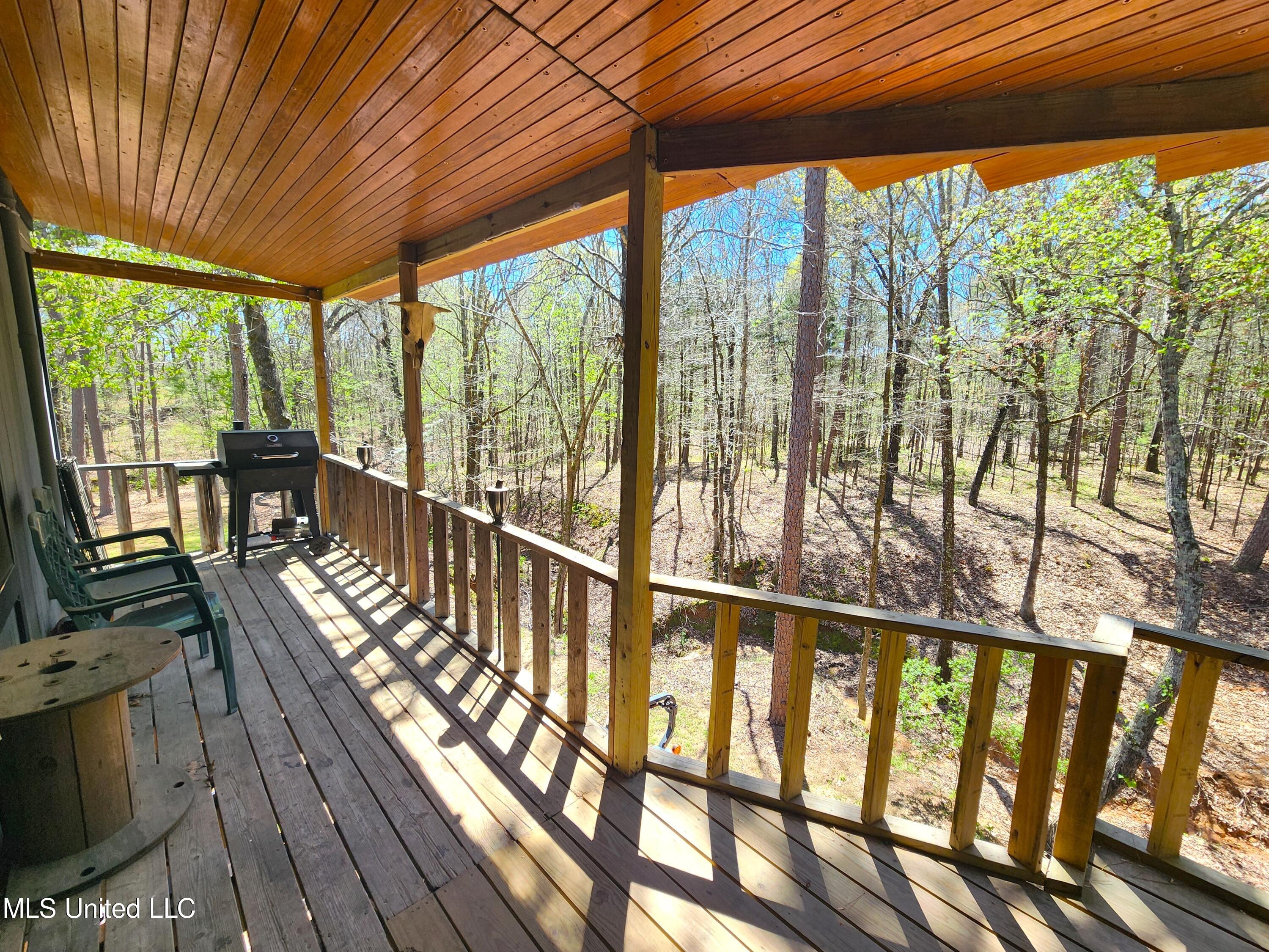429 Allen Corner Road Lamar, MS 38642 - Photo 6 of 33 20240404_135931