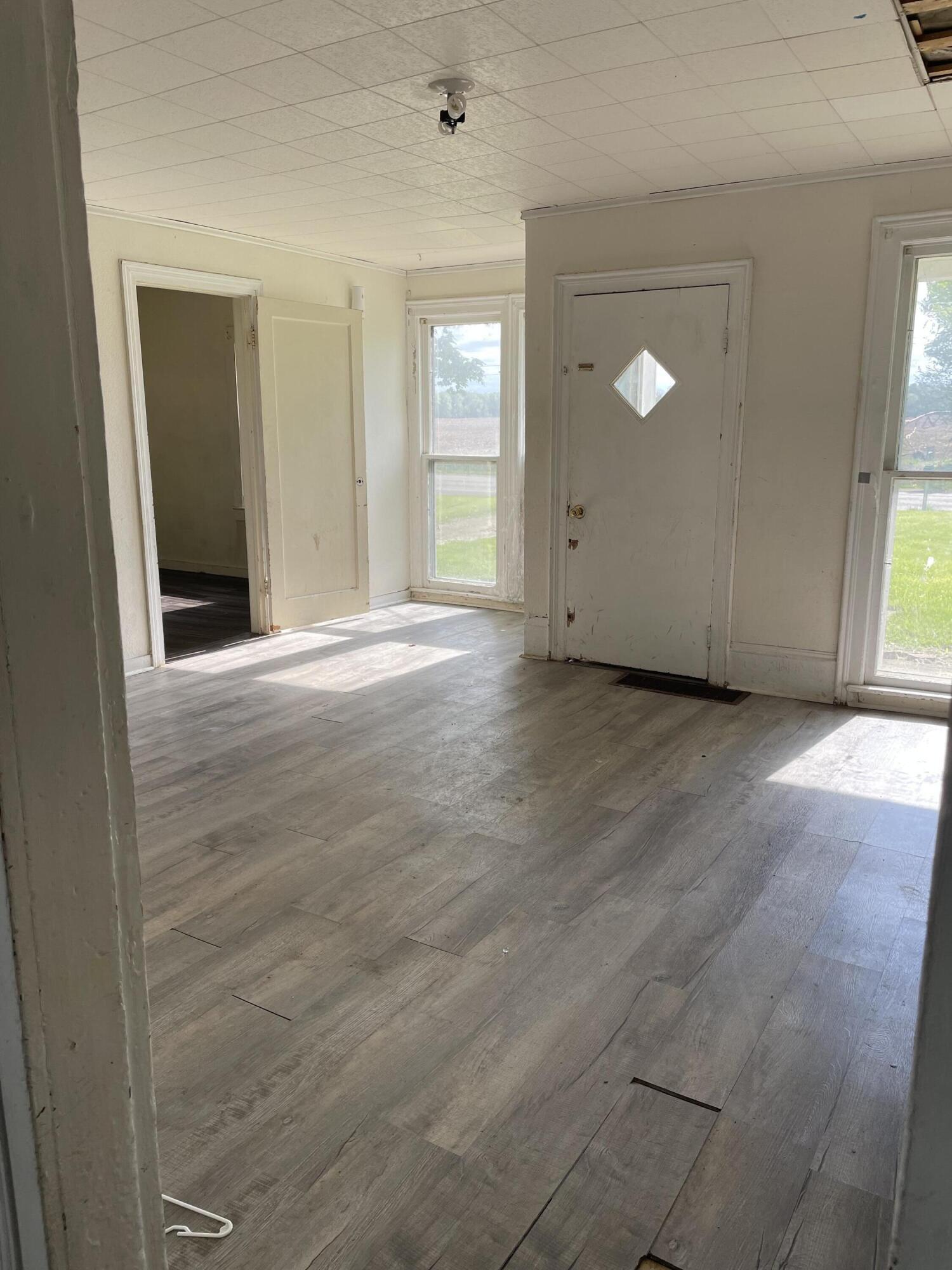 1112 North Marshall Road Tekonsha, MI 49092 - Photo 10 of 21 IMG_6673 (1)